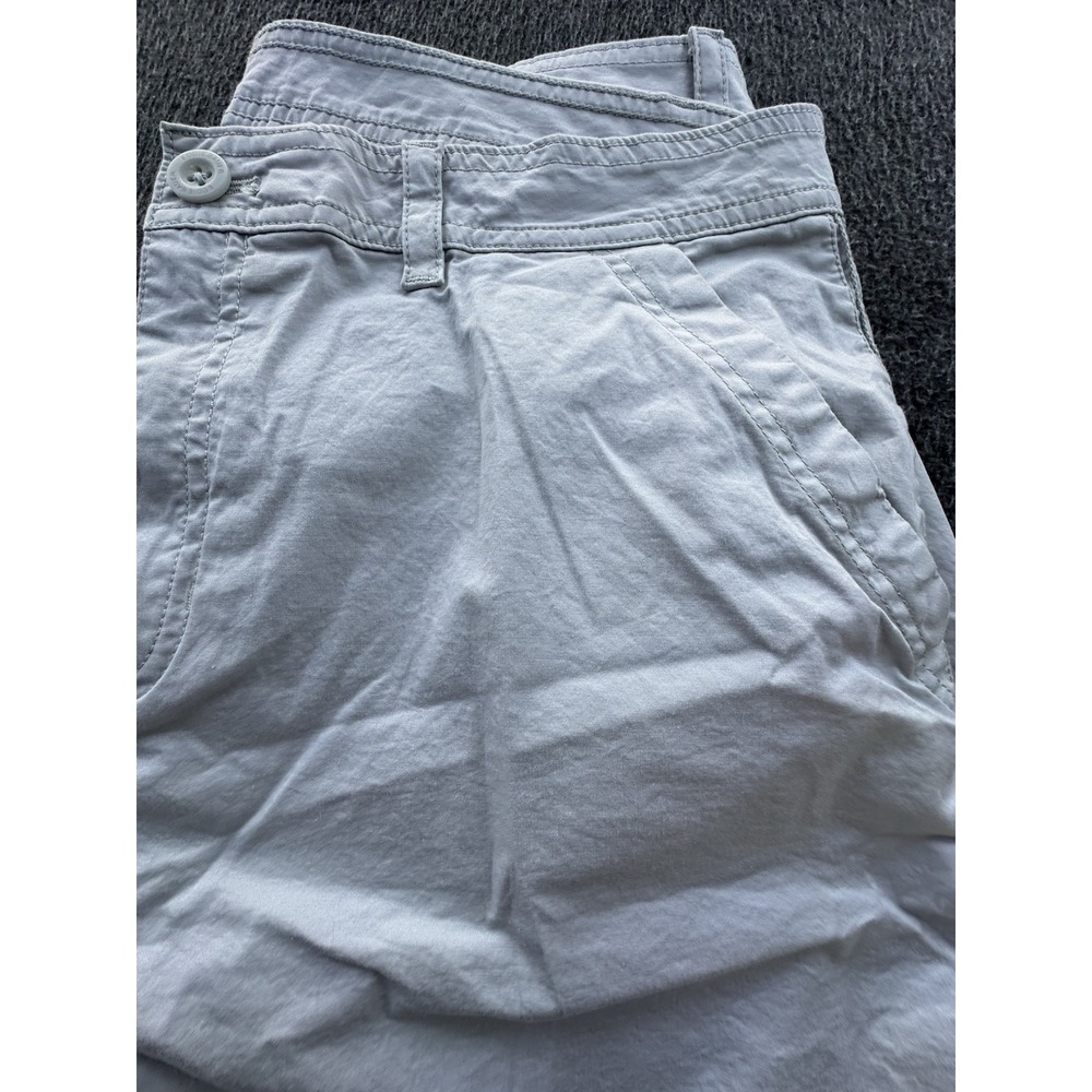Eddie Bauer Shorts Womens Size 18 Light Gray Pockets Flat Front‎ Stretch Casual - Picture 11 of 11